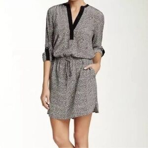 VINCE Cinched Waist 100% Silk Dress Long Sleeve Pockets Size XXS Black Checkered